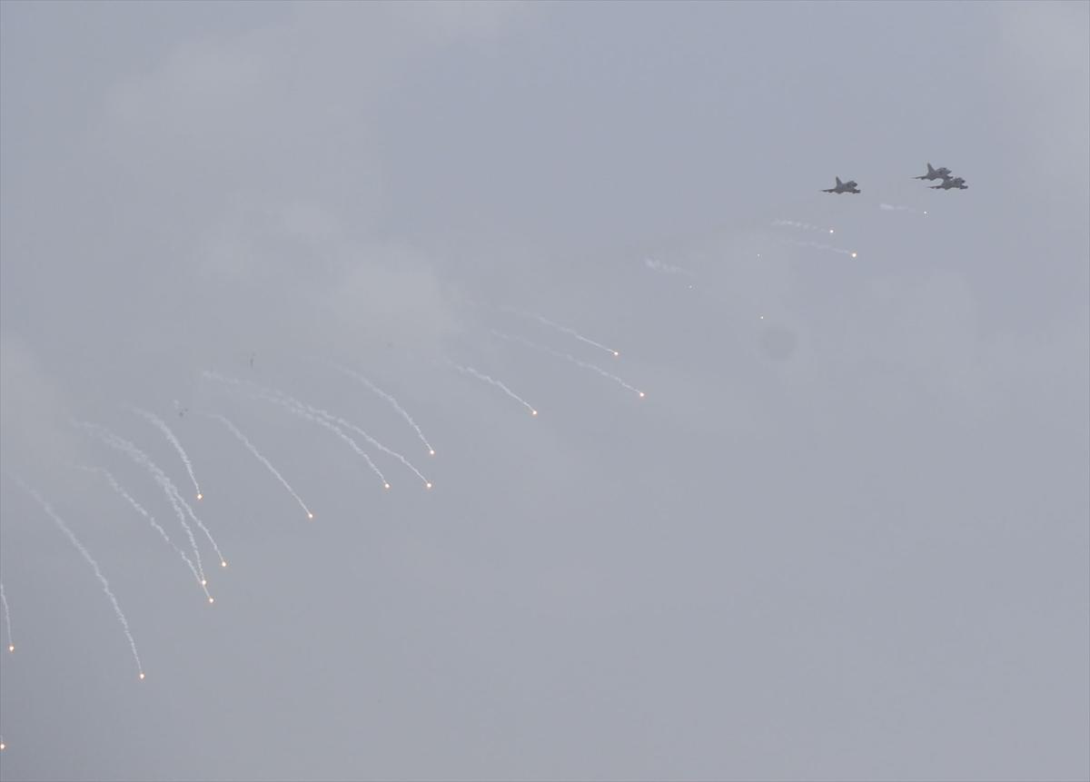 Pakistan'da milli bayram kultamaları