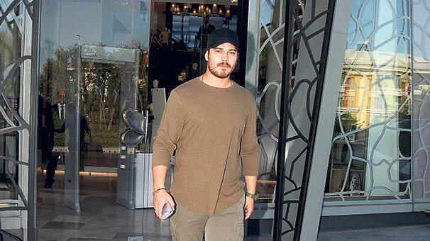 Çağatay Ulusoy'un keyfi imaj değişikliği