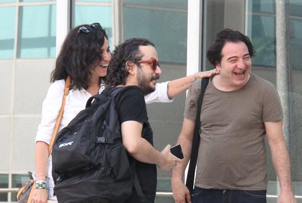 Fazıl Say sevgilisi gelince mutlu oldu