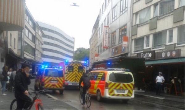 Finlandiya’dan sonra Almanya’da da bıçaklı saldırı