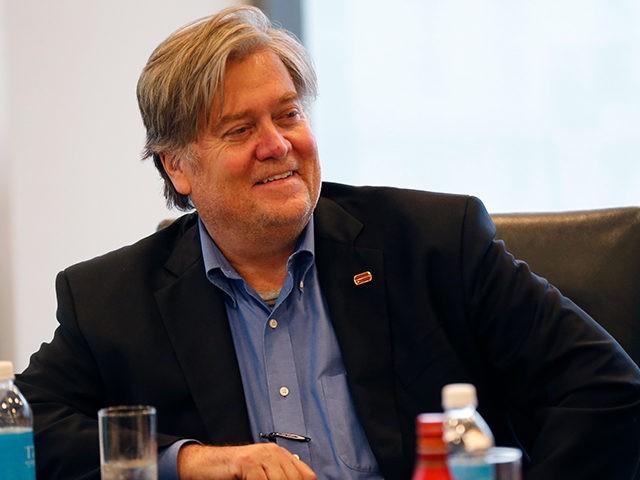Trump, Bannon'un görevine son verdi
