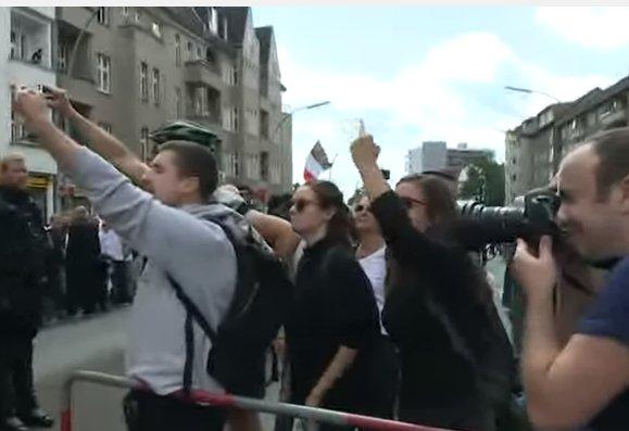 Irkçılar Berlin'de toplandı