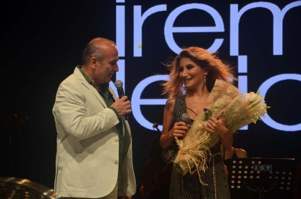 İrem Derici, sarımsak güzeli oldu