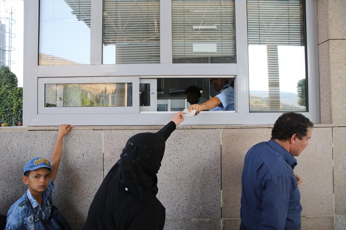 Suriyeliler tatil için ülkelerine dönüyor