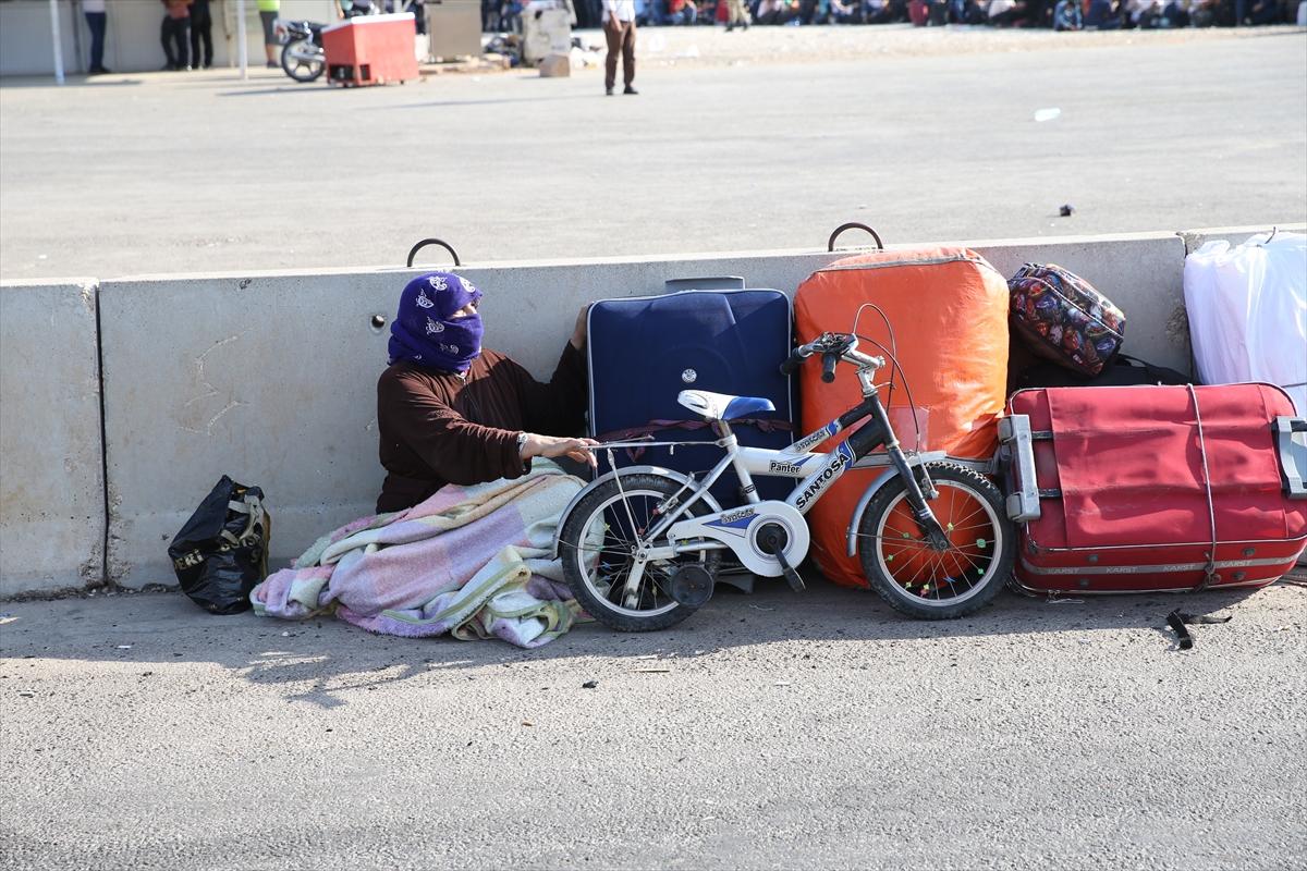 Suriyeliler tatil için ülkelerine dönüyor