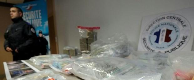 Fransız polisi cephanelik buldu