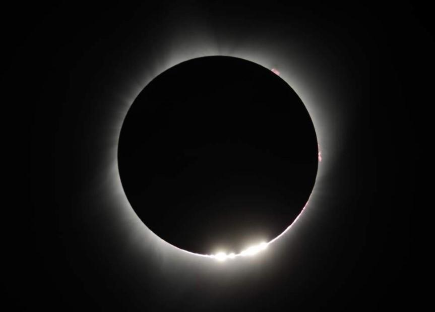 ABD'de Güneş tutulması başladı