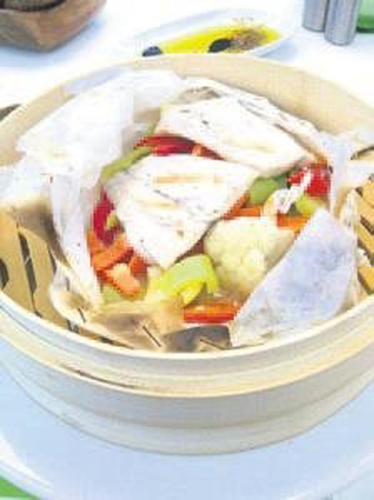 Zehra Çilingiroğlu eleştirileri ti'ye aldı