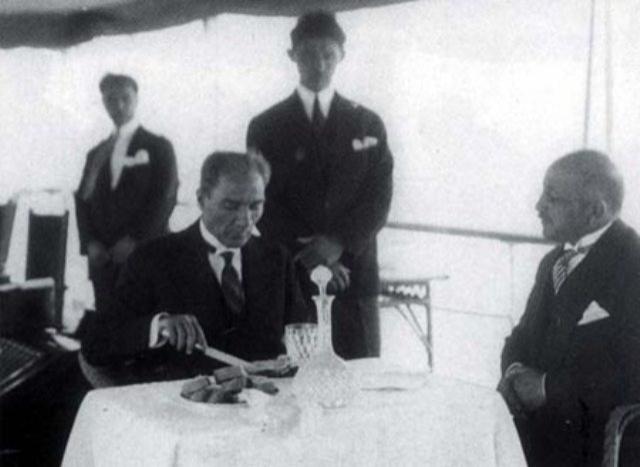 Erdoğan Kılıçdaroğlu'nun atletli fotoğrafına değindi