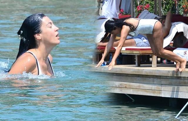 Tuğba Ekinci tatilde