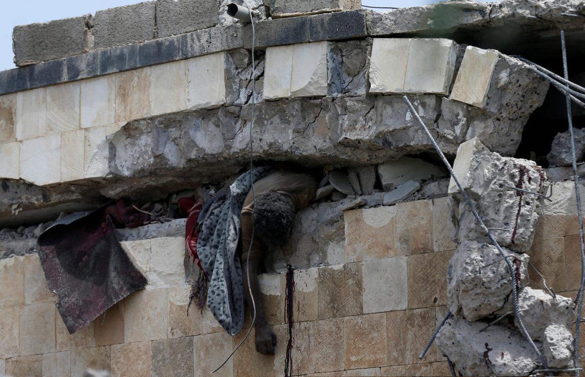 Suudi uçakları Yemen'i bombaladı: 41 ölü