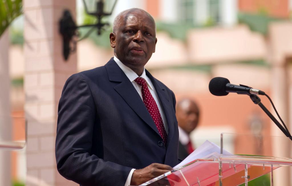 Angola'da halk sandık başında