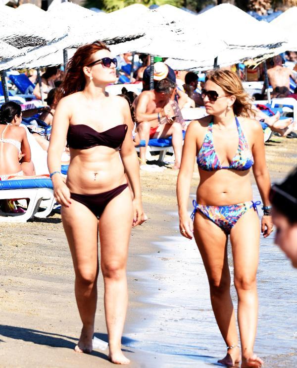 Tatilciler Bodrum plajlarına akın etti
