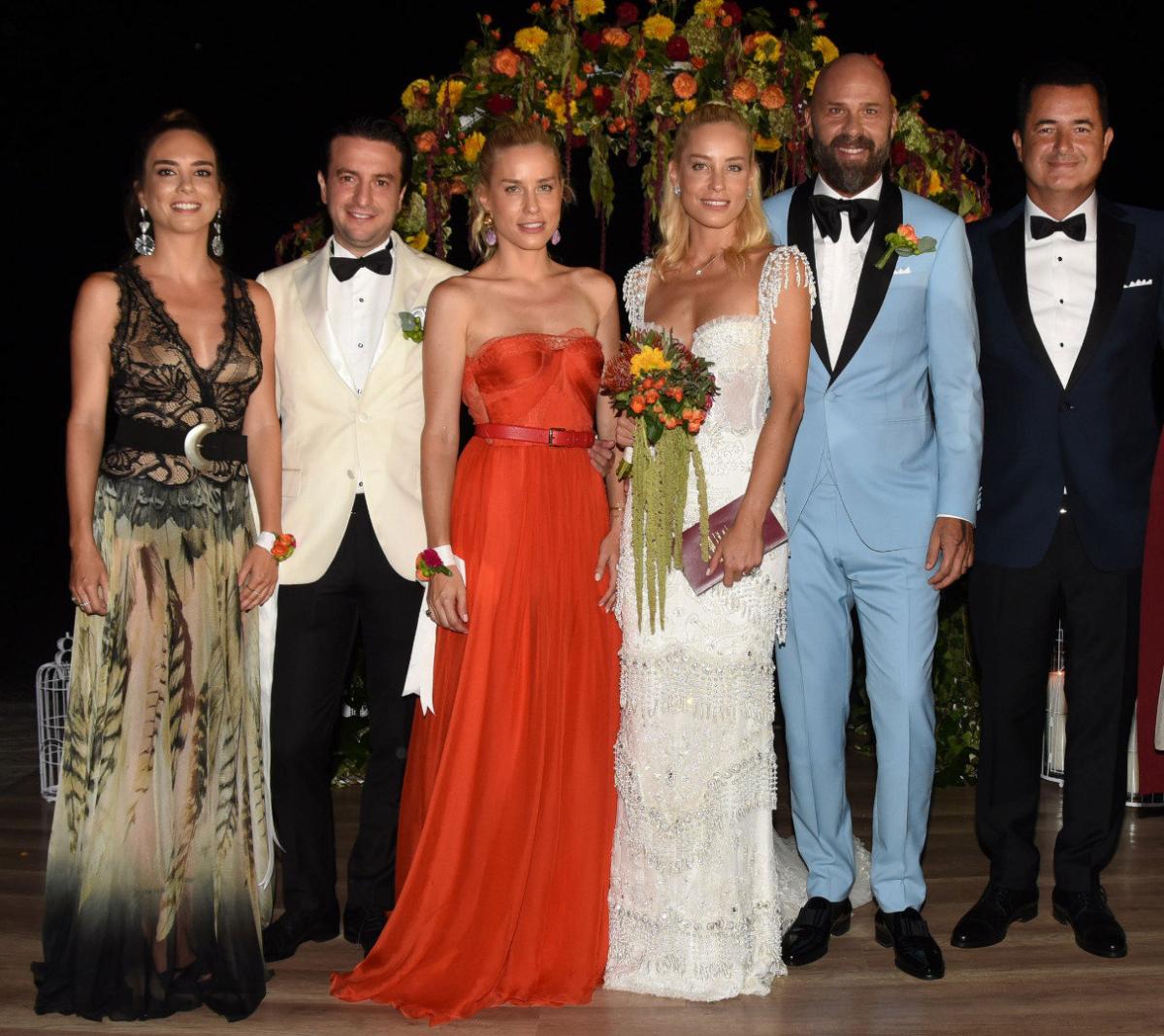 Esat Yontuç, Hande Gülşen ile evlendi