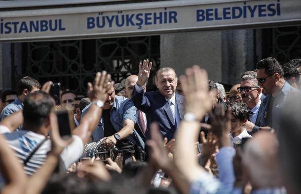 Cumhurbaşkanı Erdoğan'dan uyuşturucu tacirlerine gözdağı