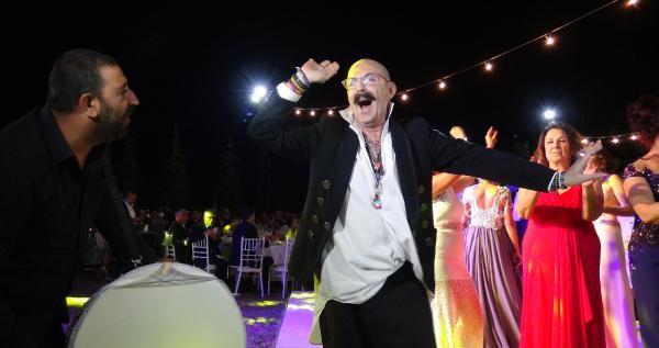 Azra Akın Trakya düğünüyle dünyaevine girdi