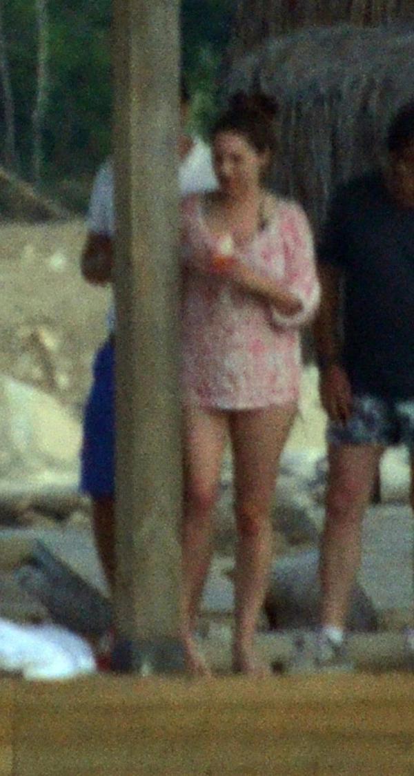 İngiliz model Kelly Brook Bodrum'da