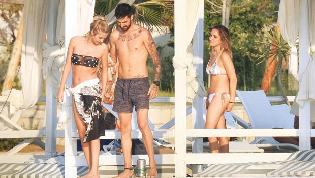 İdo Tatlıses yeni sevgilisiyle görüntülendi