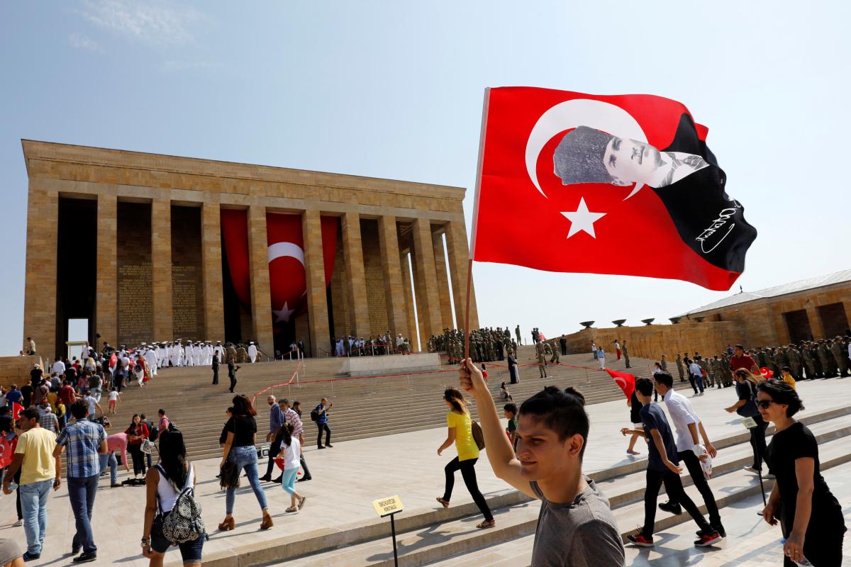 30 Ağustos'ta Anıtkabir'e ziyaretçi akını