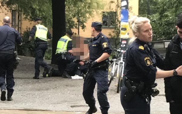 Stockholm'de bıçaklı saldırı