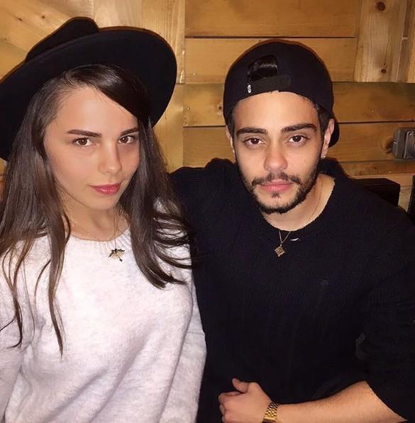 Rüzgar Erkoçlar evleniyor