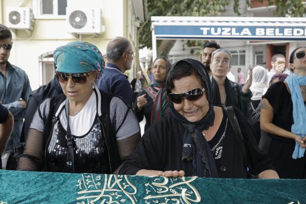 Filiz Aker toprağa verildi