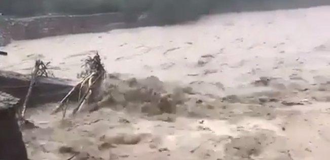 Rusya'da çamur kayması