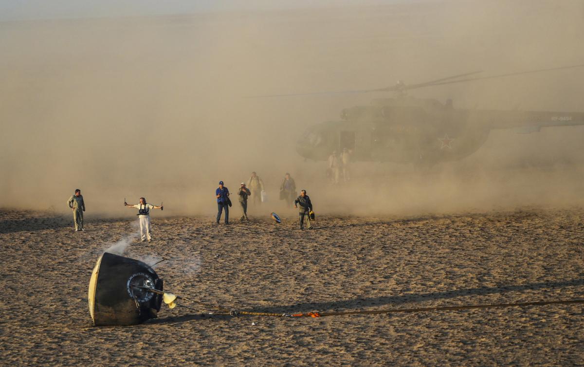 Amerikalı astronot Whitson dünyaya döndü