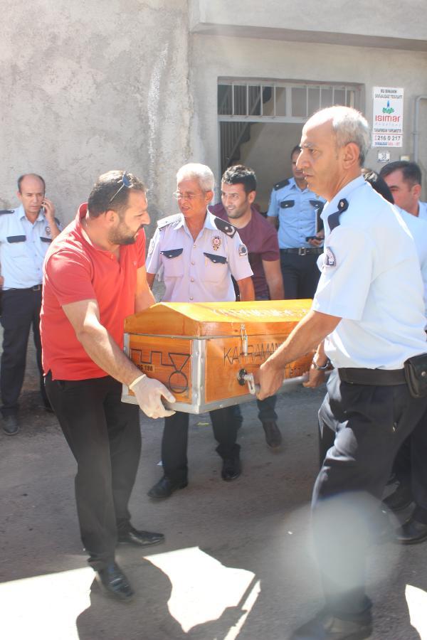 Tartıştığı oğlunu tüfekle öldürdü