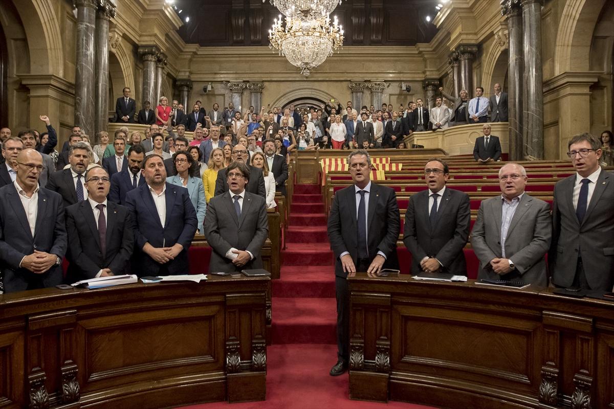 Katalonya referanduma gidiyor