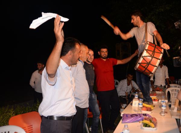 Mersin'de geleneksel Suriyeli düğünü