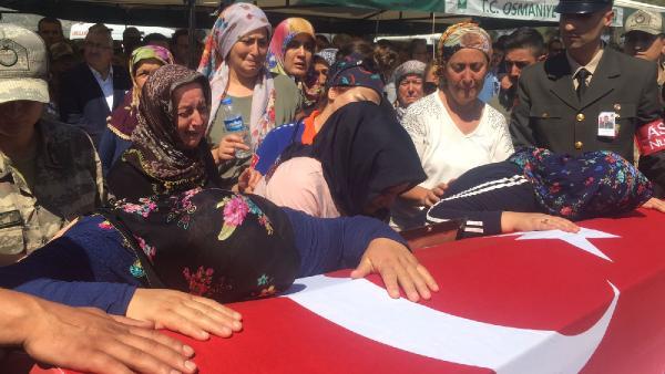 Baba olmaya hazırlanan şehit Kök, toprağa verildi