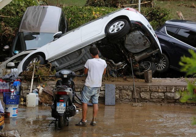 İtalya'da sel: 6 ölü