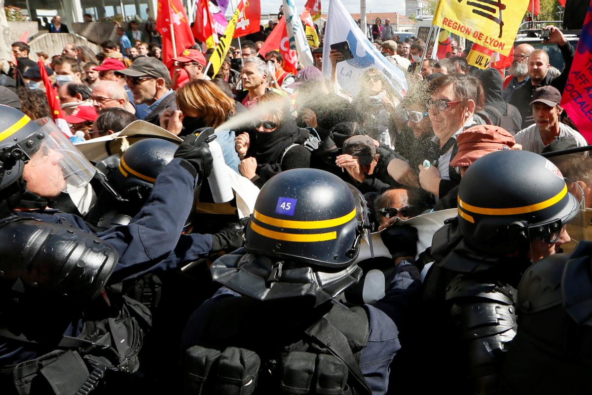 Fransa sokakları karıştı