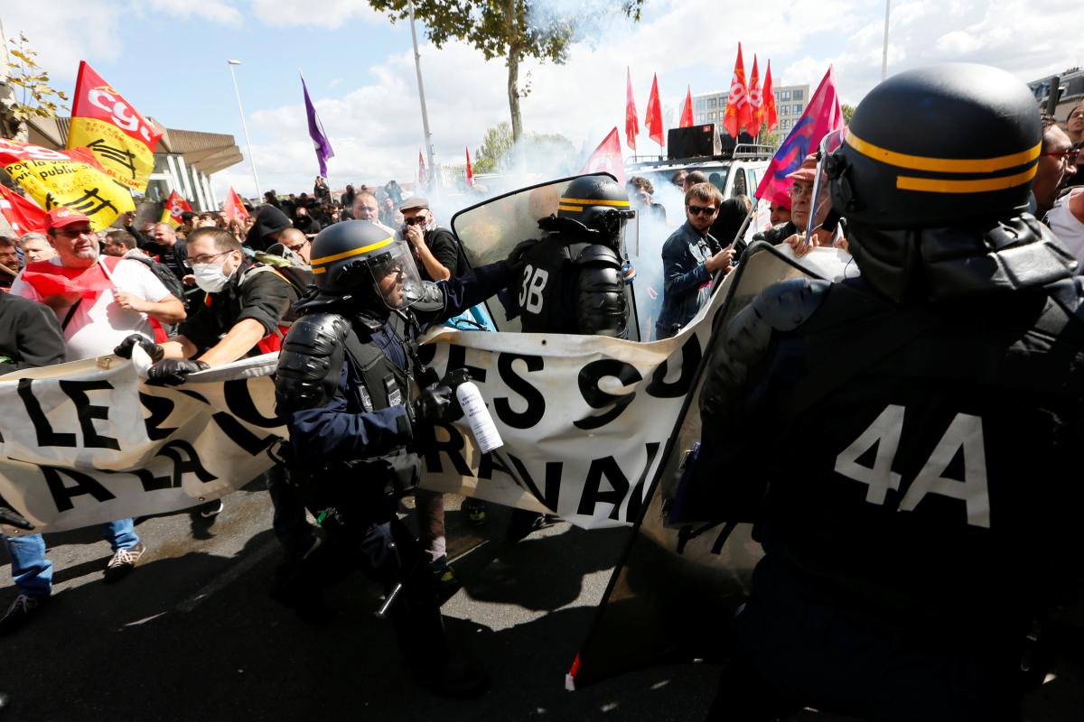 Fransa sokakları karıştı