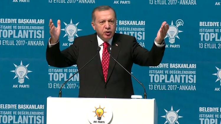 Cumhurbaşkanı belediye başkanlarına hitap etti