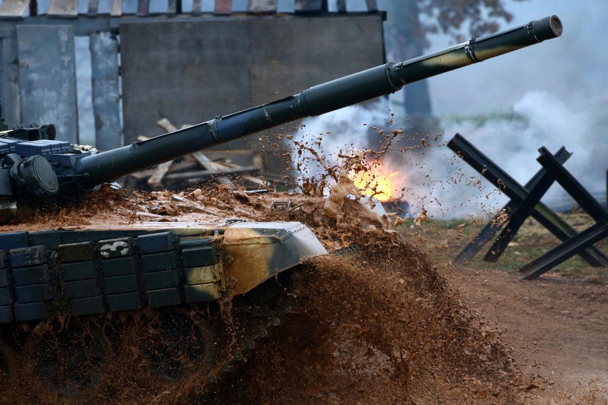 Rusya'nın dev askeri tatbikatı başladı