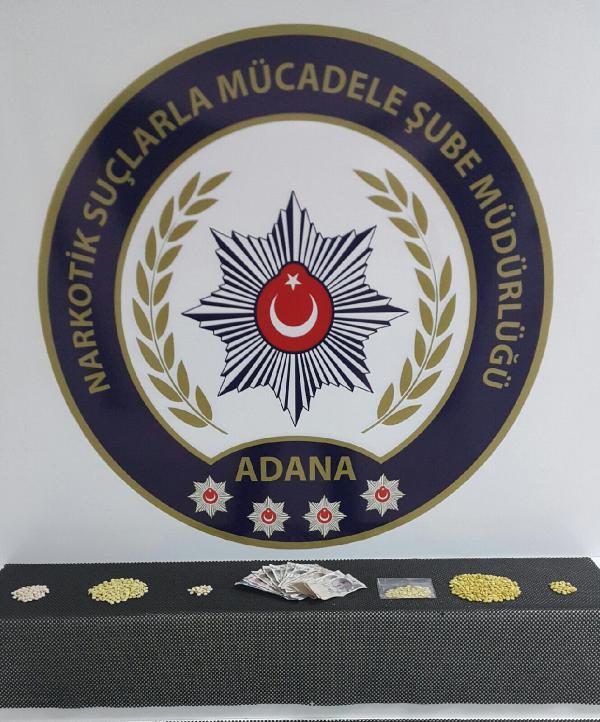 Suriyeli sığınmacının evinde 800 uyuşturucu hap