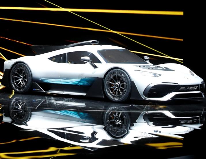 Araba kiralamacı Frankfurt'a servet bıraktı