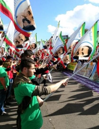 Alman medyasından Merkel'e PKK ve FETÖ tepkisi