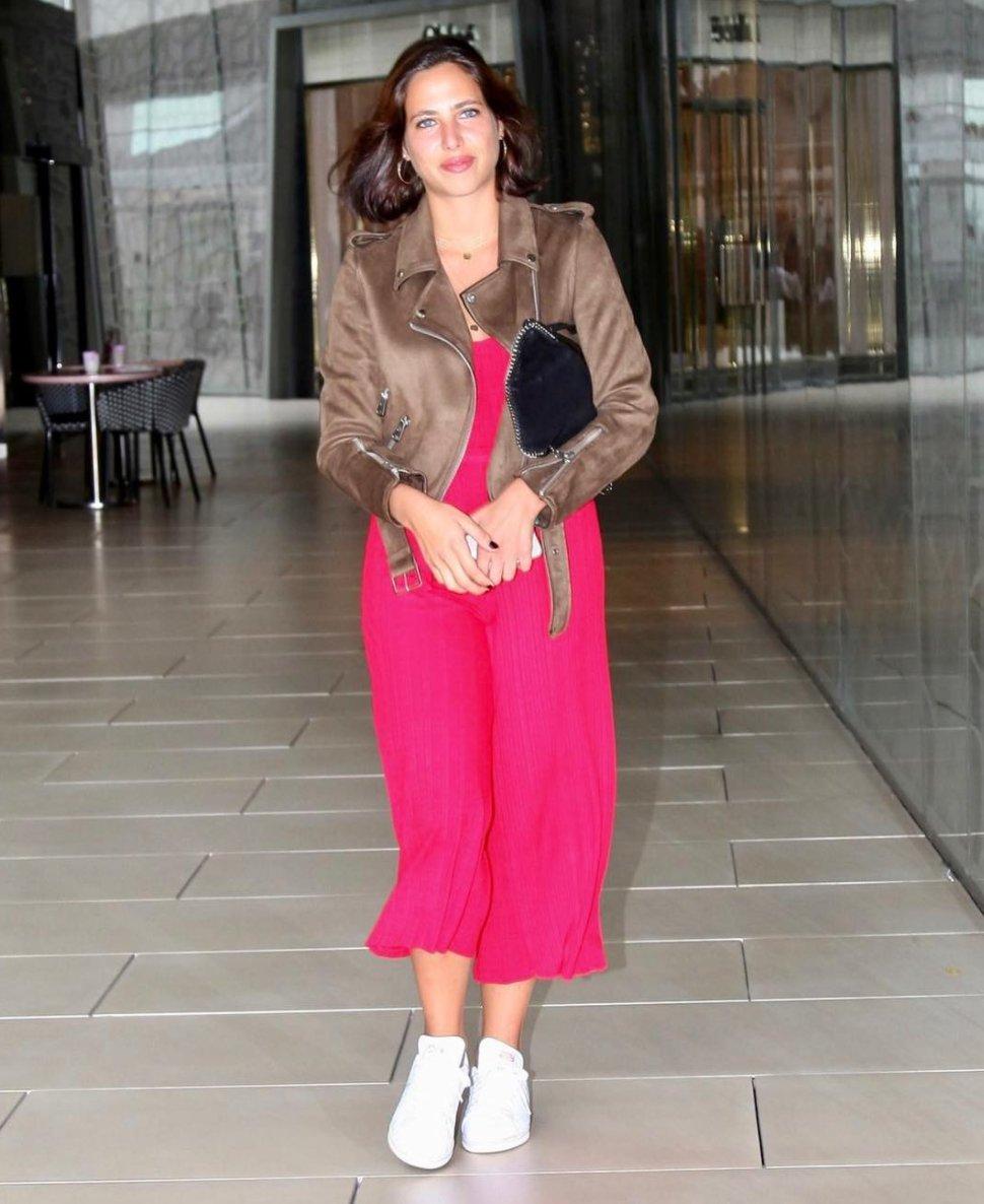 Zehra Çilingiroğlu yeni arabasıyla yollarda