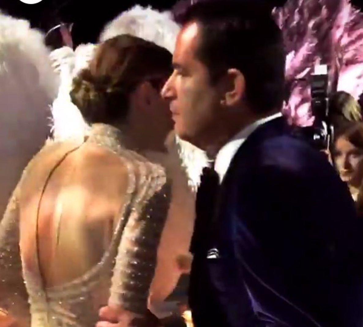 Şeyma Subaşı'nın düğün dansı