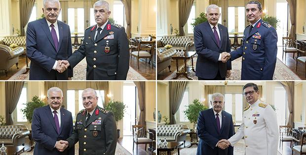Başbakan, komutanlarla tek tek görüştü
