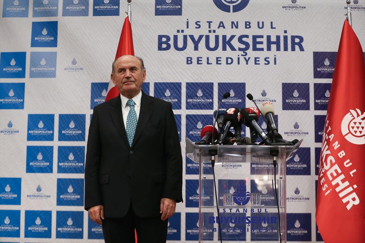 Kadir Topbaş: Partimin yanındayım