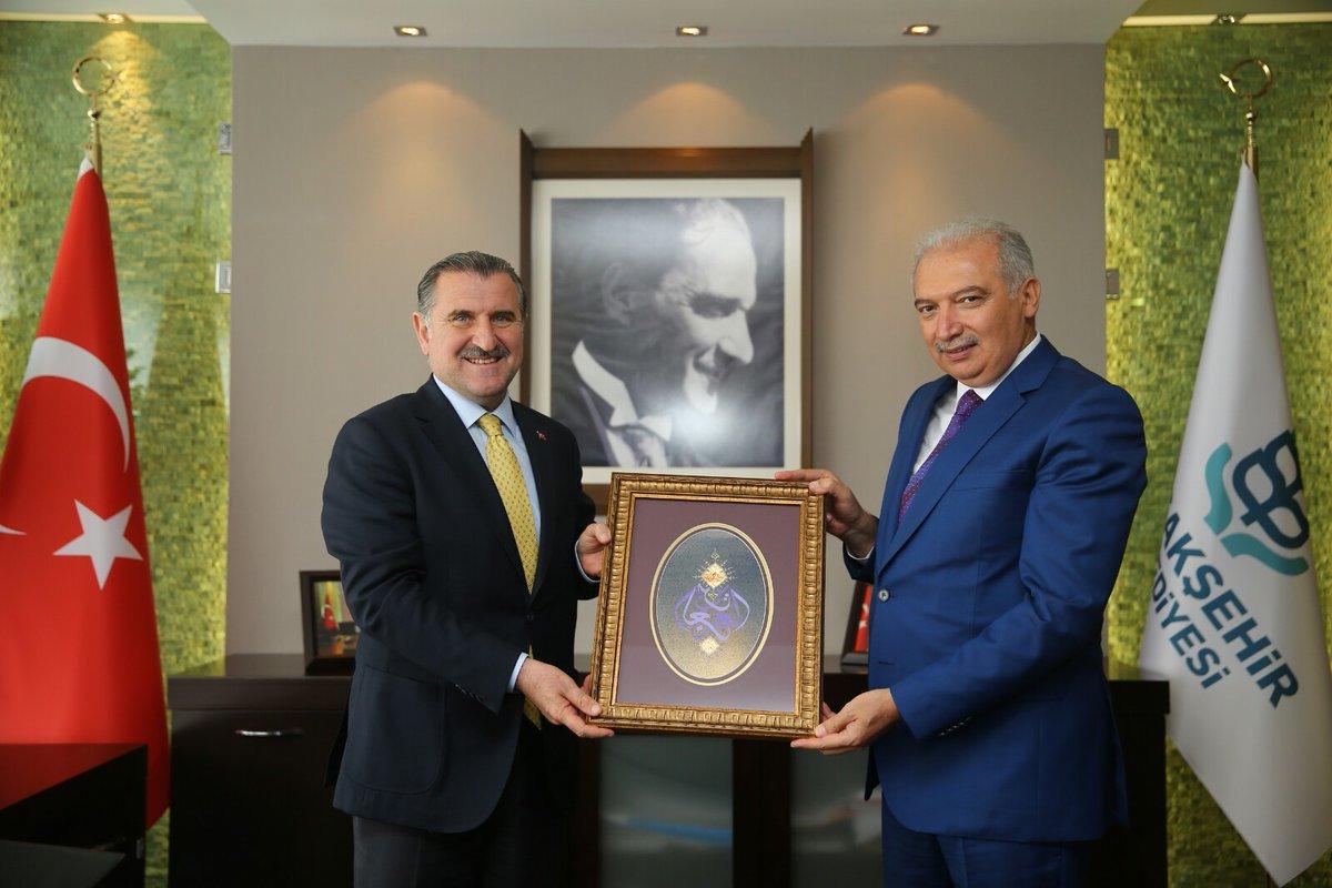 Mevlüt Uysal kimdir