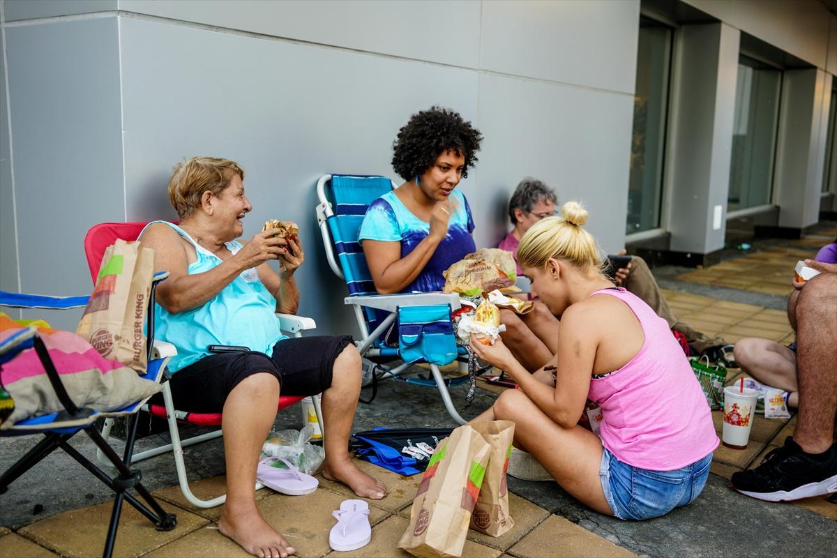 ABD'den kasırga ile sarsılan Porto Riko'ya yardım