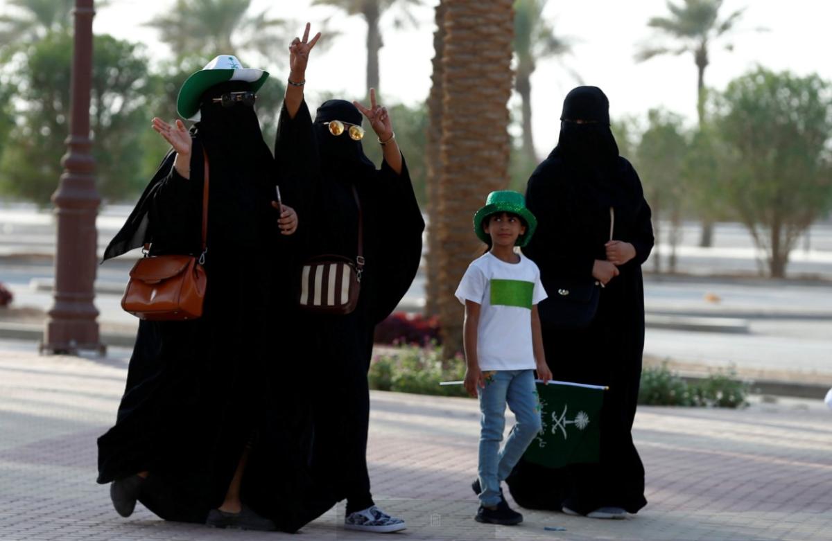 Suudi Arabistanlı kadınların stadyum mutluluğu