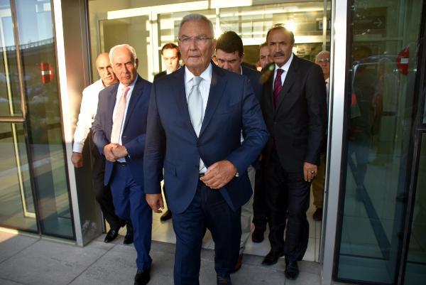 Deniz Baykal'dan referandum yorumu