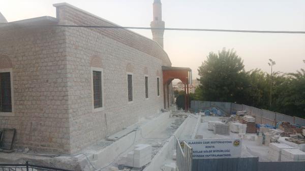 Selçuklu Sultanlarının kemikleri karıştı