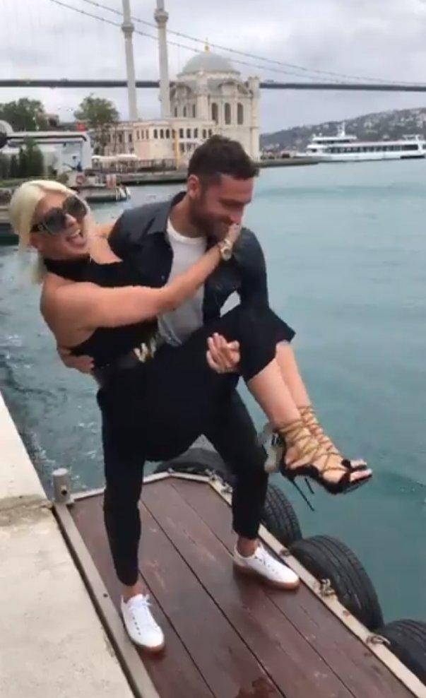 Tosic ile Jelena Karleusa'nın keyifli anları